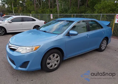 2012 Toyota Camry Le z USA, uszkodzony, nr VIN 4T1BF1FK8CU517092